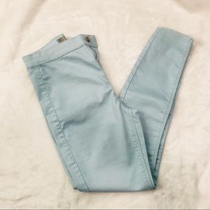 Topshop MOTO Powder Bleach Joni Jeans